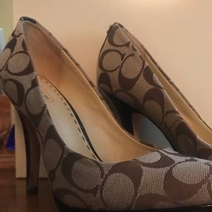 Coach Heeled Pumps